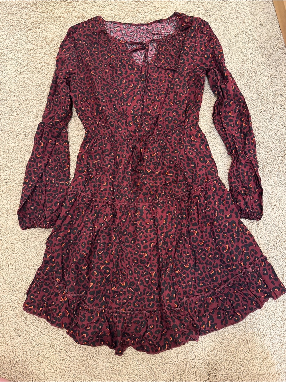 SHEIN Burgundy Leopard Print Long-Sleeve Tiered Dress